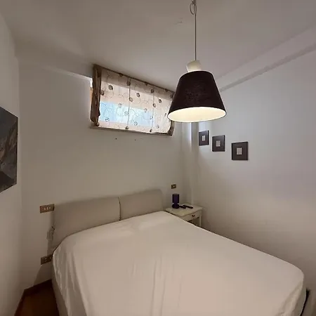 Nel Cuore Di Castel Di Sango-la Casa Di Cristina 6 Posti Апартаменты *